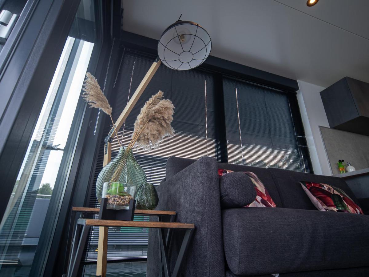 Houseboat Met Dakterras Mookerplas Middelaar Екстериор снимка