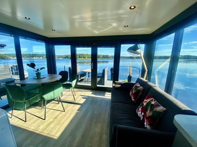 Houseboat Met Dakterras Mookerplas Middelaar Екстериор снимка